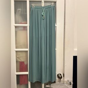 NEW! Boutique Kimberly C. Sea green pleated wide leg palazzo pants size large